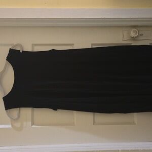 Black tank top dress with pockets!